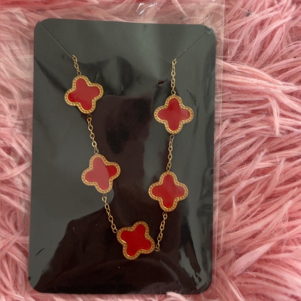 Red Clover Pendant Necklace